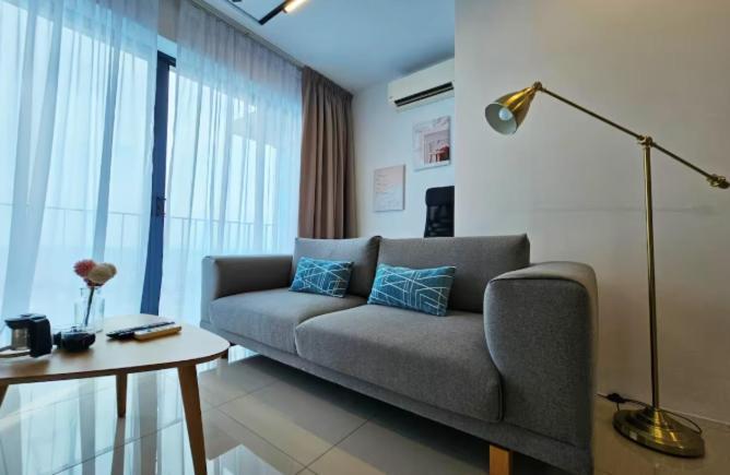 Trefoil Setia City 2Br Shah Alam Extérieur photo